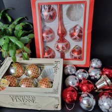 Christmas Shatterproof Retro